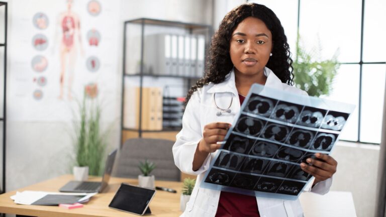 Kidney Cancer Symptoms - Diagnosis, Causes and Treatment