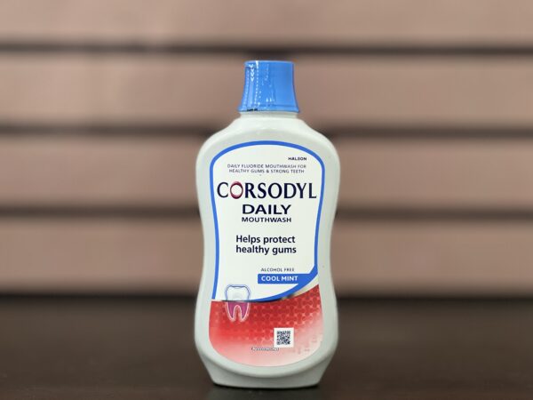 corsodyl daily mouthwash