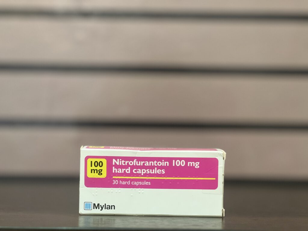 Nitrofurantoin 100mg [Uk] Hard Capsules - Scab Pharmacy Limited